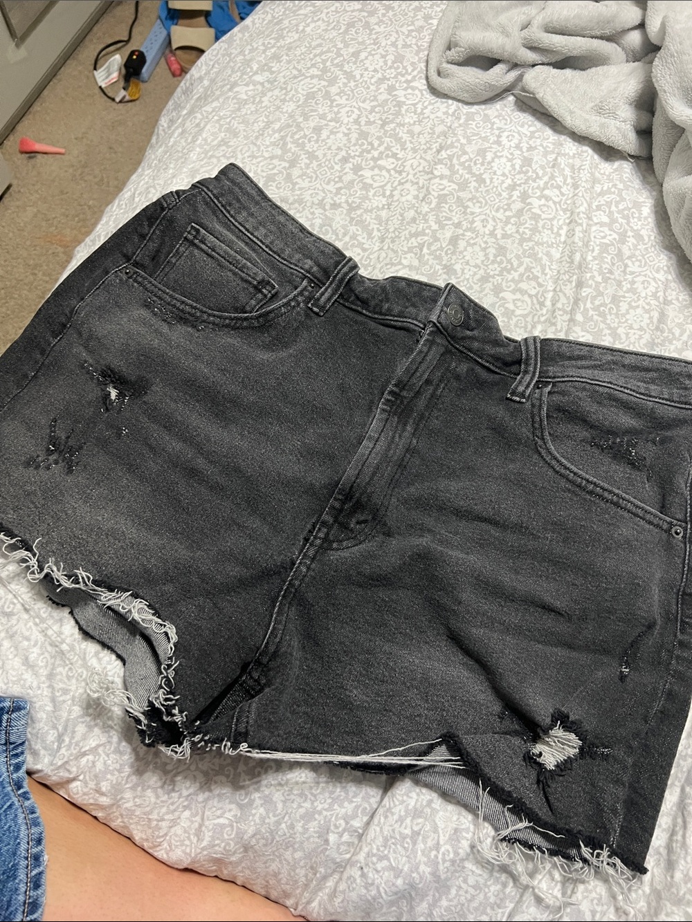 wild fable Black Distressed High-Rise Denim Shorts